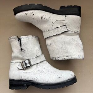 Frye Natalie White Crackle Leather Engineer Boots Women 6.5 B Lug Sole Moto